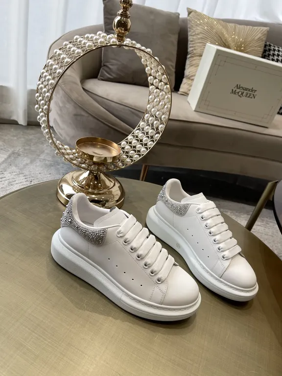 Alexander McQueen Shoe 